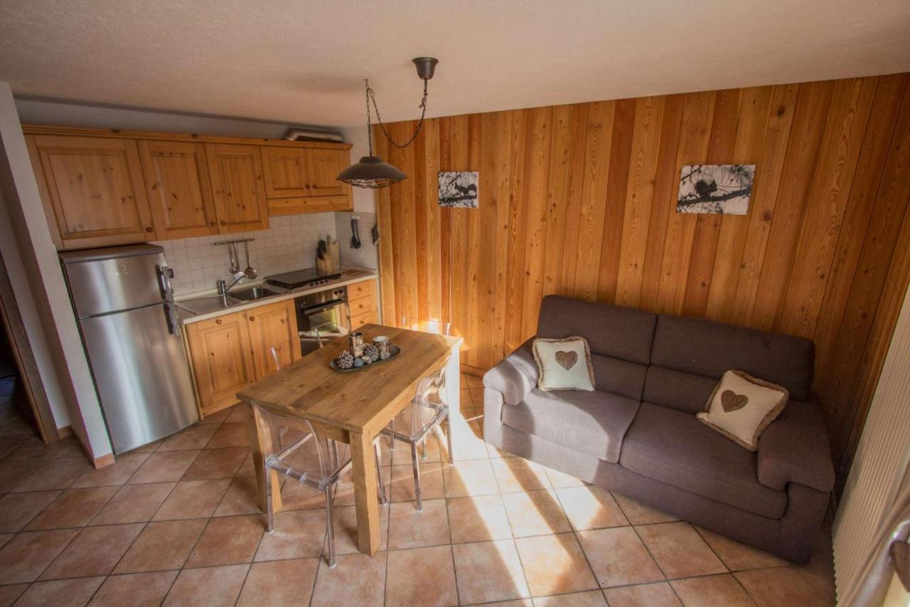 Apartamento Casa Alfredo Cogne Habitación foto